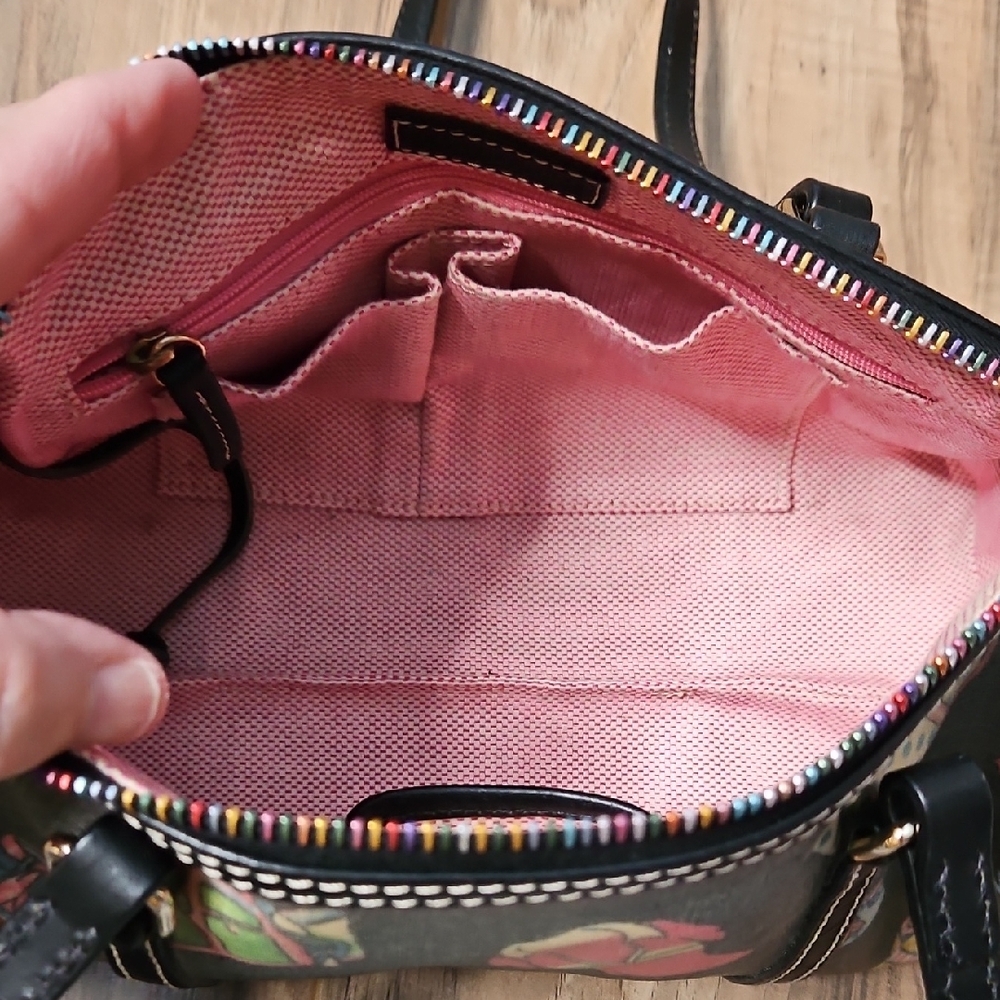 Dooney & Bourke Black Multicolor Summer Style Shoulder Bag - Picture 8 of 15